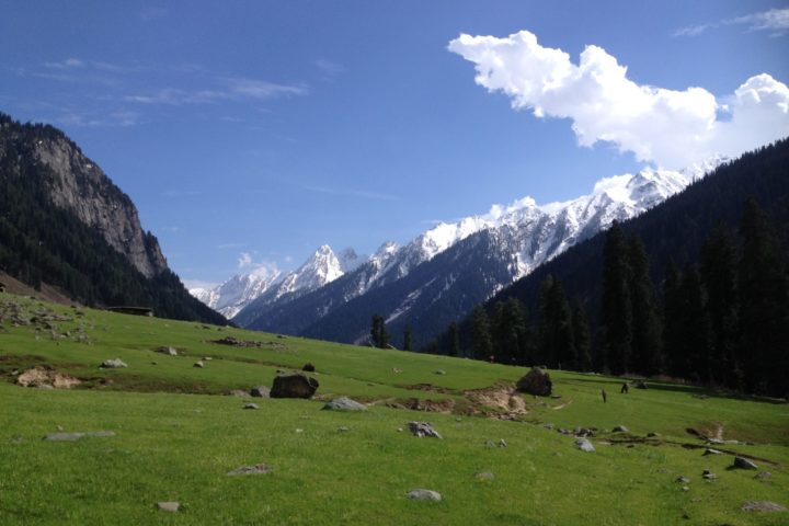 Berglandschaft in Aru, Pahalgam, Kaschmir, Indien