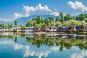 Kaschmir Indien Rundreise - Hausboote auf dem Dal Lake in Srinagar