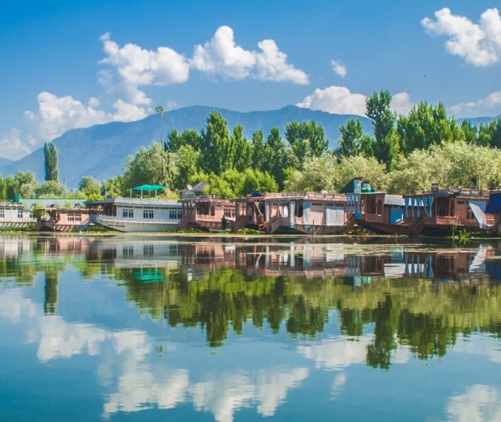 Kaschmir Indien Rundreise - Hausboote auf dem Dal Lake in Srinagar